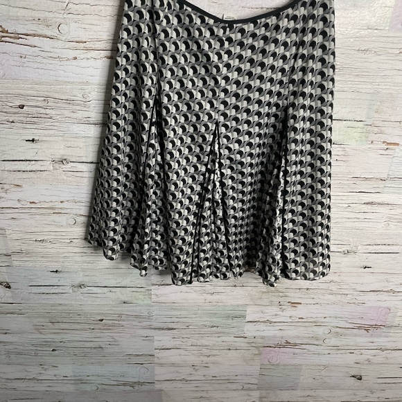 White House black market swing skirt size 2 black gray - Picture 5 of 10